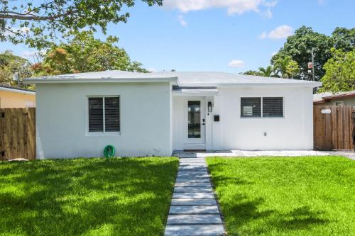 Lake Ridge Casa | Sunrise Palms - 10 Min to Beach