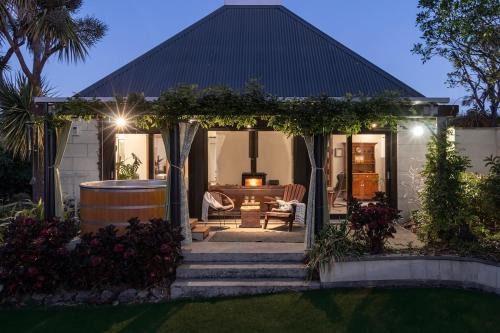 Sumner Casa | Sunrise Serenity with Hot Tub
