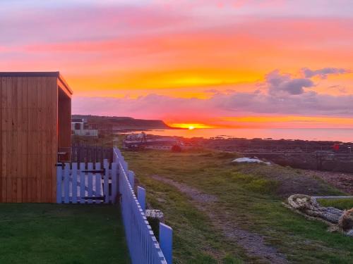 Fearn Casa | Sunrise Summerhouse