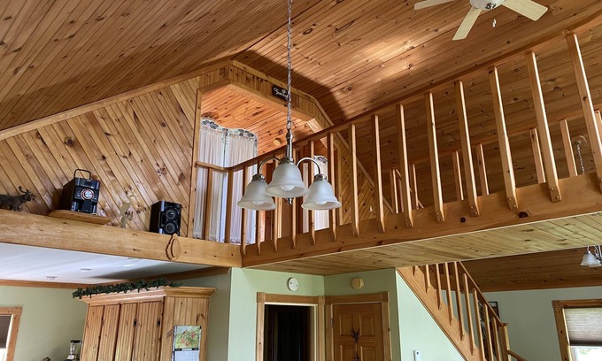 Fort Kent Mills Cabaña | Sunrise Villa