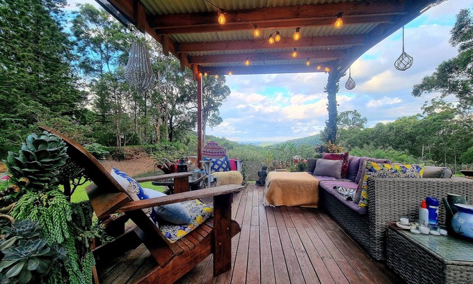 Bonogin Casa | Sunrises & Ocean views on the horizon, pet friendly,fire pit, relax.