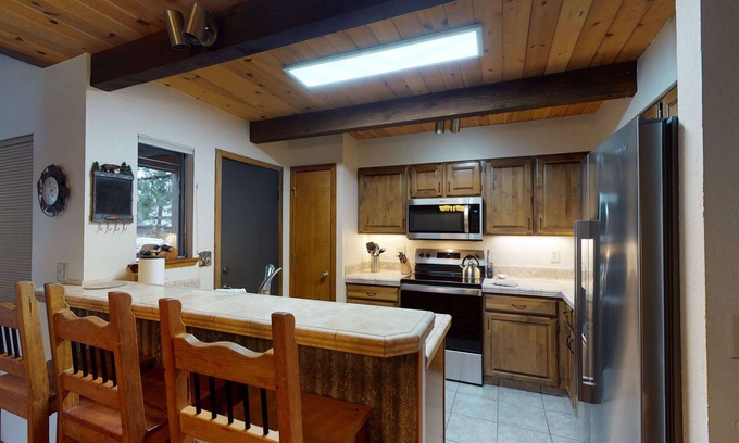 Tennis Village Condominio | 47 Tennis Village: condominio loft de 2 dormitorios / 2 baños en Sunriver, capacidad para 6