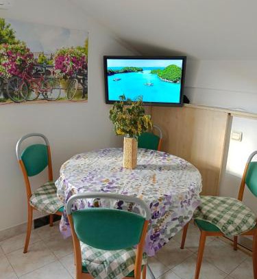 Maini Apartamento | SunRoof Apartments