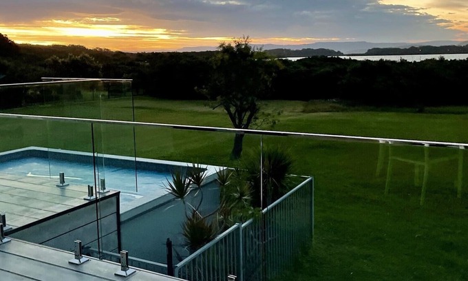 Culburra Beach Casa | Sunset Shore en Absolute Waterfront