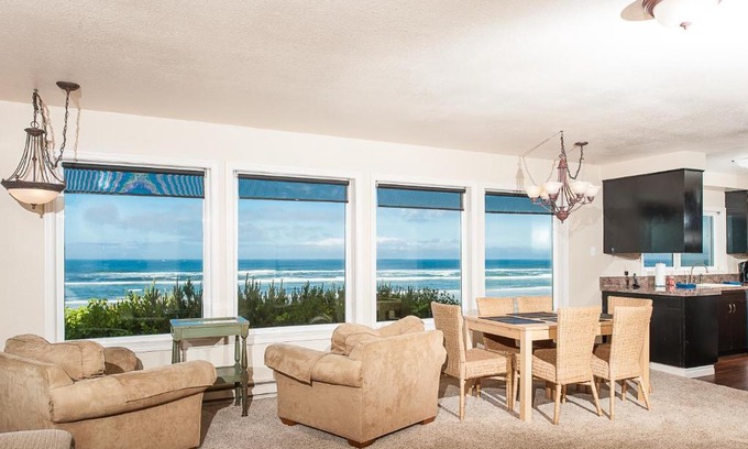 South Beach Casa | Sunset Breeze House 13824