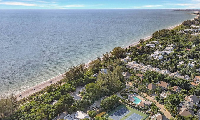 Captiva Casa | Sunset Captiva 10 - Private home just steps to the beach