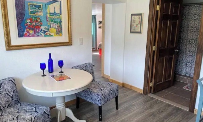 Mancos Casa | Sunset Casita 2 bedroom pet friendly Guest Ranch