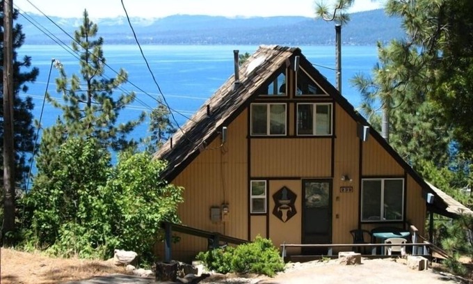 Brockway Chalet De Esquí | Espectacular 'Sunset Chalet' - Panorámico - ¡Vistas al lago Tahoe! Wifi