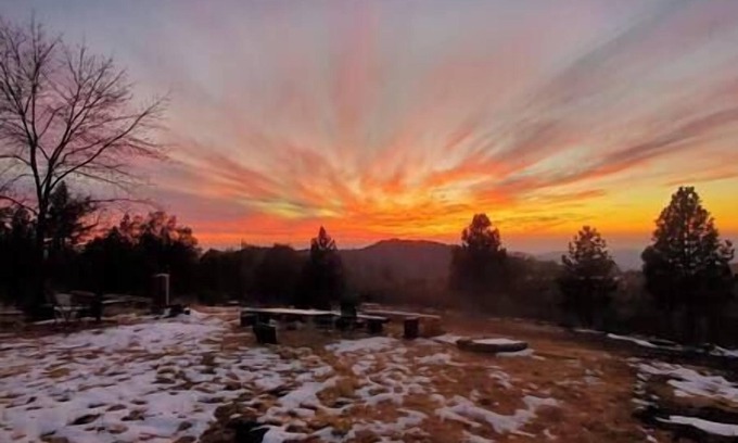 Pinehurst Otro | Sunset & City lights Kings Canyon & Sequoia