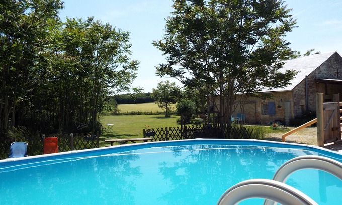 Verteuil-sur-Charente Casa | Sunset Cottage & pool, entorno tranquilo, a poca distancia de bares y restaurantes
