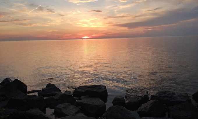 Ashtabula Casa | Sunset Cottage
