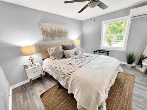 Fort Walton Beach Apartamento | Sunset Dream Minutes from the Beach - Unit 8