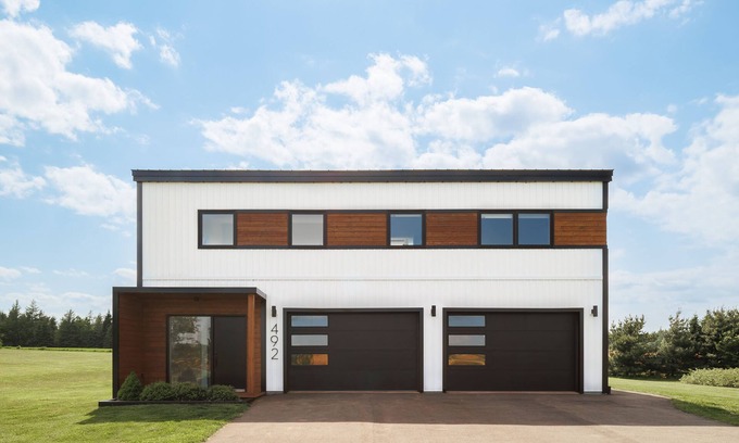 Kensington Casa | Sunset Hideaway ... Beautiful New & Modern Full Home Rental