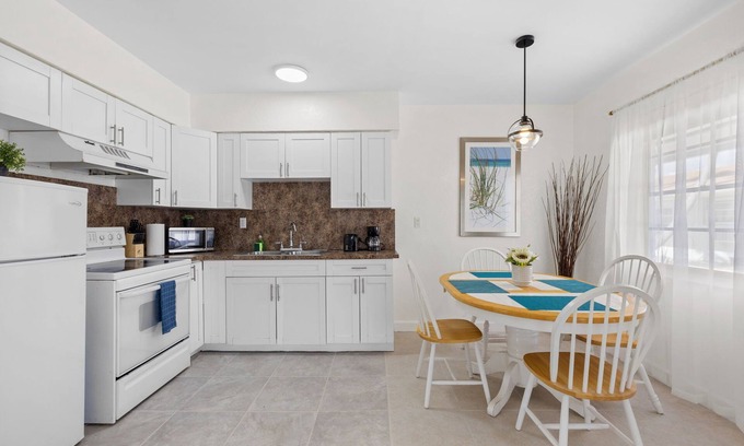 Hallandale Beach Apartamento | Sunset Inn - Hallandale Beach