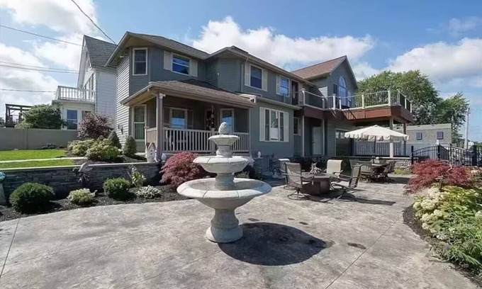 Olcott Casa | Sunset Lake House in Olcott Beach, NY