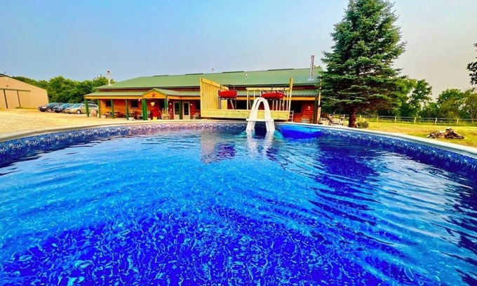 Harpers Ferry Cabina | Sunset Lodge 9 BedroomLodge W/ Hot Tub & Pool