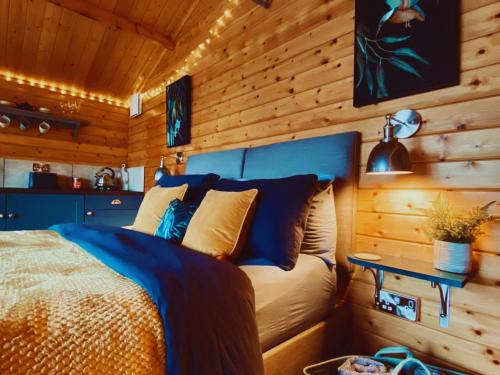 Arnold Casa | Sunset Lodge