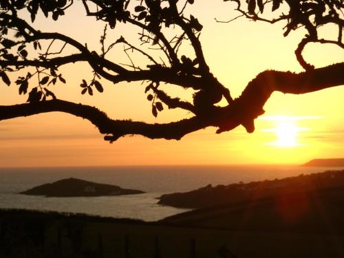 Burgh Island Chalet De Esquí | Sunset Lodge