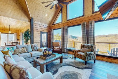 Black Mountain Casa | Sunset Mountain Lodge
