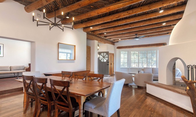 Tesuque Casa | Sunset Mountain Ranch- Serene retreat in Sangre de Cristo foothills