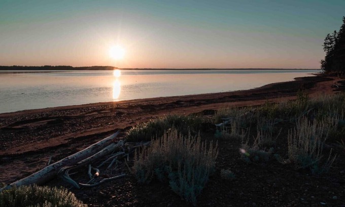 Gaspereaux Cabina | Sunset Off-grid Oyster Creek Cabin