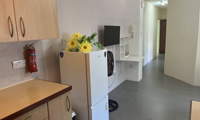 Victoria Apartamento | Sunset Plaza Apartments 4