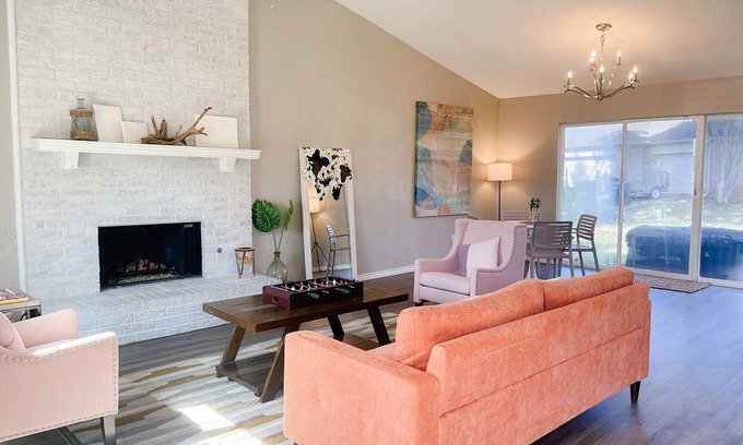 Garland Casa | Sunset Rose Retreat