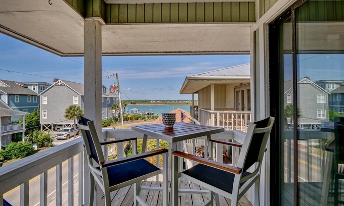 South End Condominio | Sunset Spot - Sound Views!