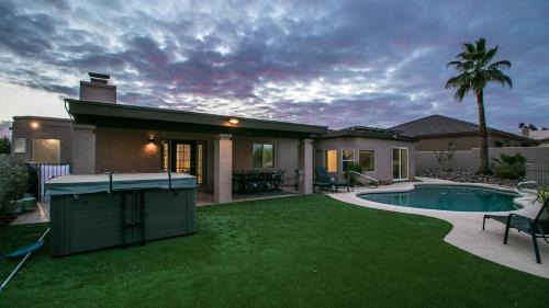 Fountain Hills Casa | Sunset Views from this Hilltop Fountain Hills Gem
