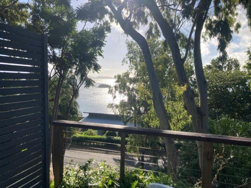 Hamilton Island Casa | Sunset Waters 17 comes with a Buggy