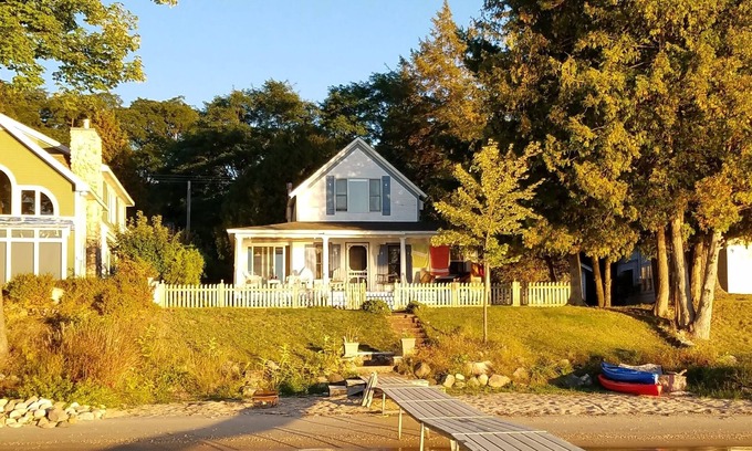 Alden Cabaña | Sunsets & Private Sandy Beach Cottage on Torch Lake in Alden