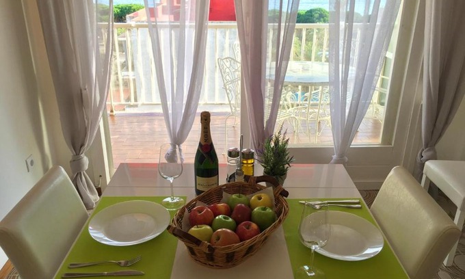Malgrat de Mar Apartamento | Sunshine apartment with great sea view and terrace in Malgrat de Mar