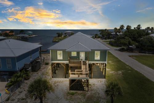 Fort Morgan Pines Casa | Sunshine Bay Beach House