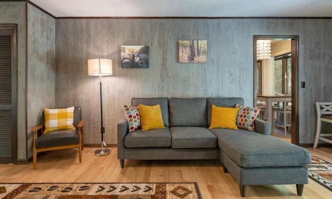 Pisgah Forest Casa | Sunshine Daydream