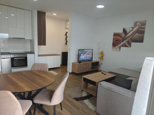 Kragujevac Apartamento | Sunshine III Apartment