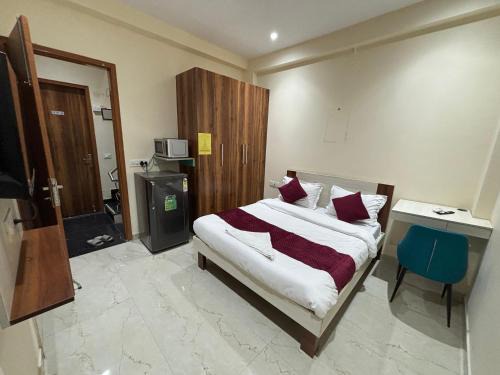 Gurugram Hotel | Sunshine