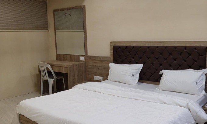 Baramati Cabina | sunshine lodge