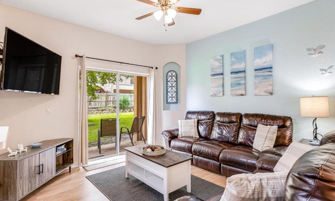 Regal Palms Casa | Sunshine Retreat