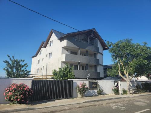 Costinesti Casa | Sunshine