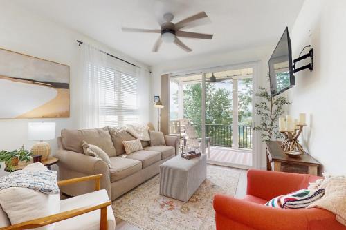 La Follette Casa | Sunshine Shack
