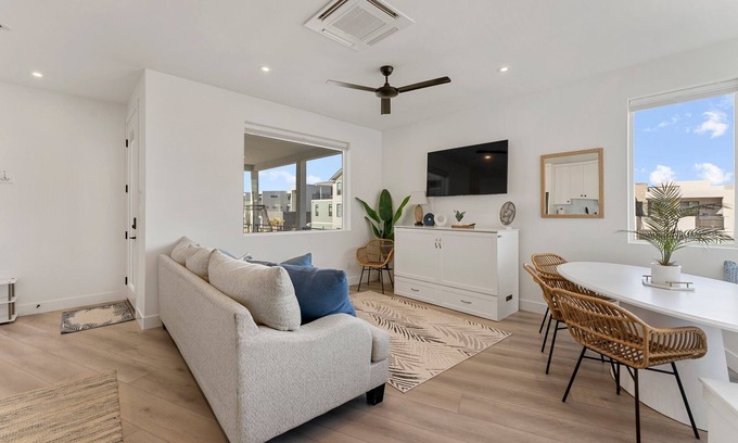 St. George Casa | Sunstone Casita: Desert Color Lagoon + Beaches