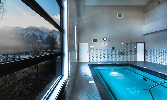 Canmore Hotel | Super 8 by Wyndham Canmore