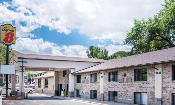 Deadwood Hotel | Super 8 by Wyndham Deadwood Black Hills Area