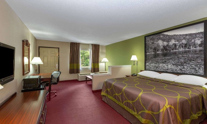 Eureka Springs Hotel | Super 8 by Wyndham Eureka Springs