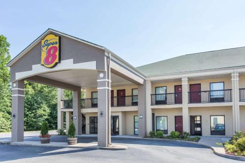 Petersburg Hotel | Super 8 by Wyndham Petersburg