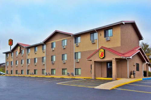 Tuscaloosa Hotel | Super 8 by Wyndham Tuscaloosa