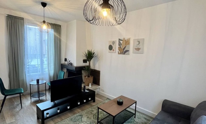 Gagny Casa | Super Appartement Chaleureux à 30 min de Paris