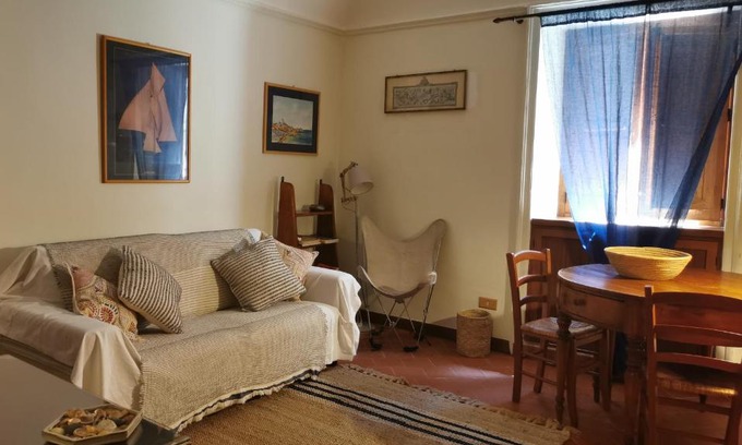 Old Town Apartamento | Super Central Charming Apartment