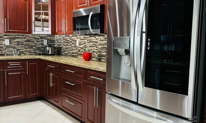 Greenacres Casa | Súper central Home in the heart of WPB spacious and comfortable !