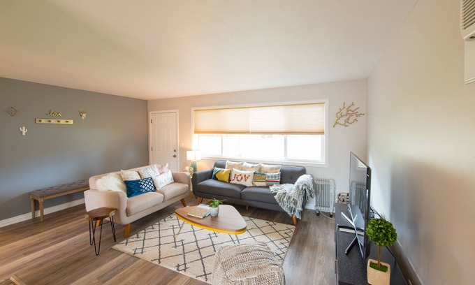 Cedar Hills Apartamento | SUPER conveniente ubicación del lado oeste con 3HAB 2 BAÑOS